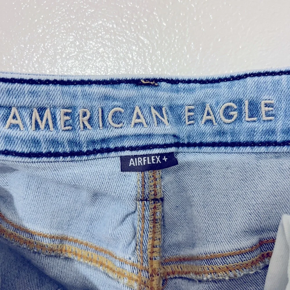 American Eagle Jeans - Picture 2 of 4